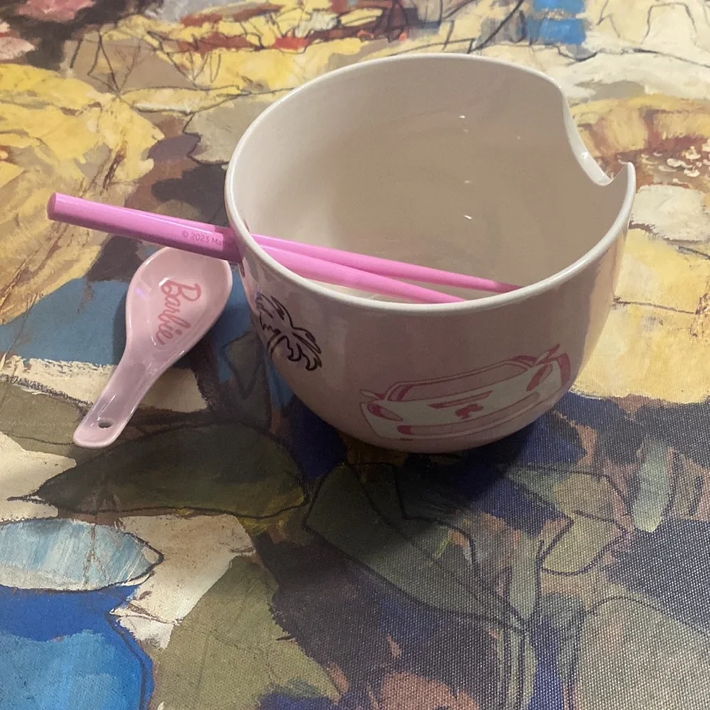 Barbie Ceramic Ramen Noodle Bowl Spoon & Chopsticks - Picture 4 of 6